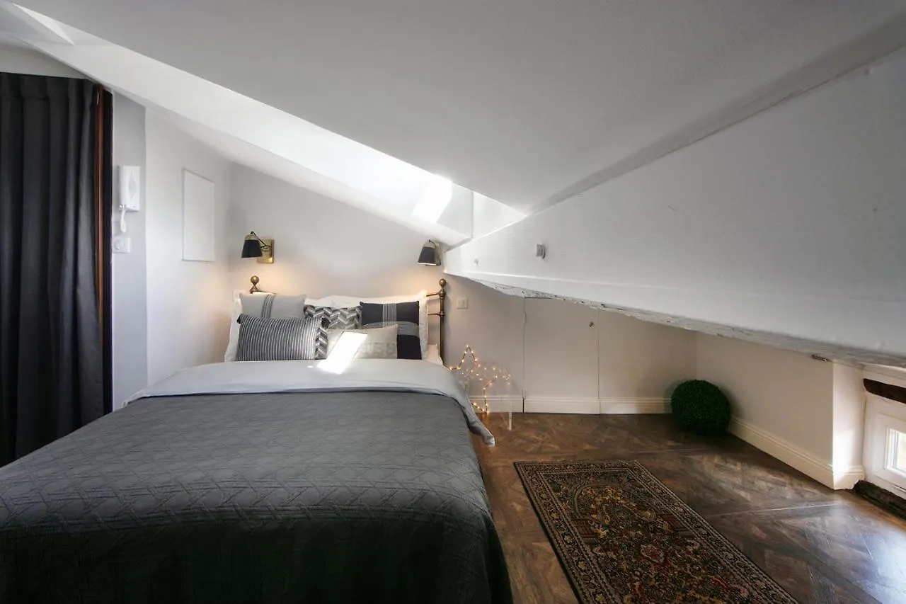 ニースCocoon Loft - Magnifique Loft Sous Toit, Refait A Neuf, Vues Splendides, Clim, Wifiアパートメント ニース